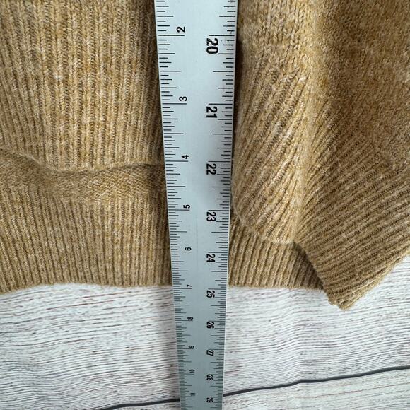 Vince Camuto Crewneck Rough Seam Boxy Sweater Womens Medium Beige Tan - Picture 11 of 11